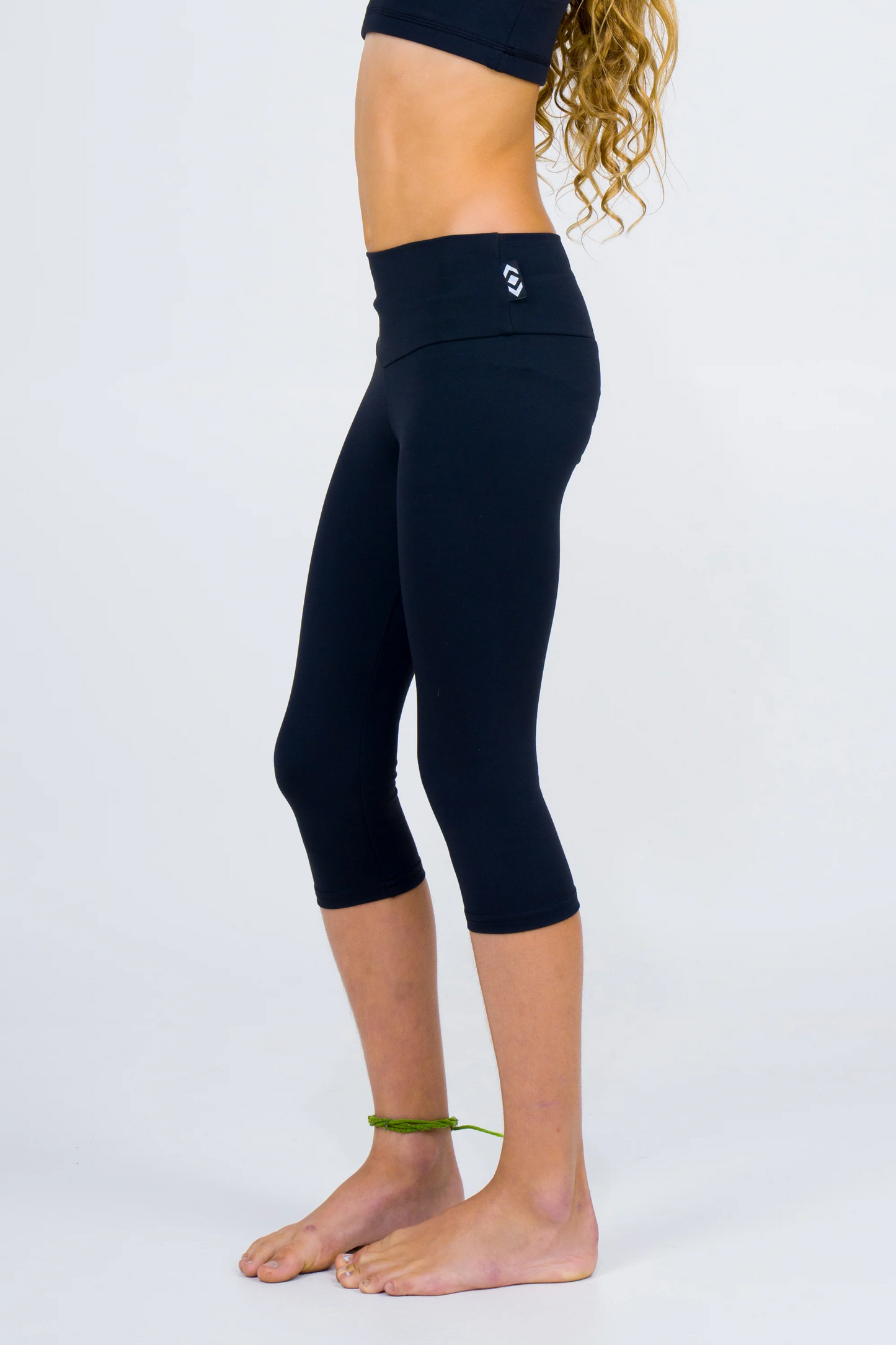 Black Body Contouring - Kids Capris