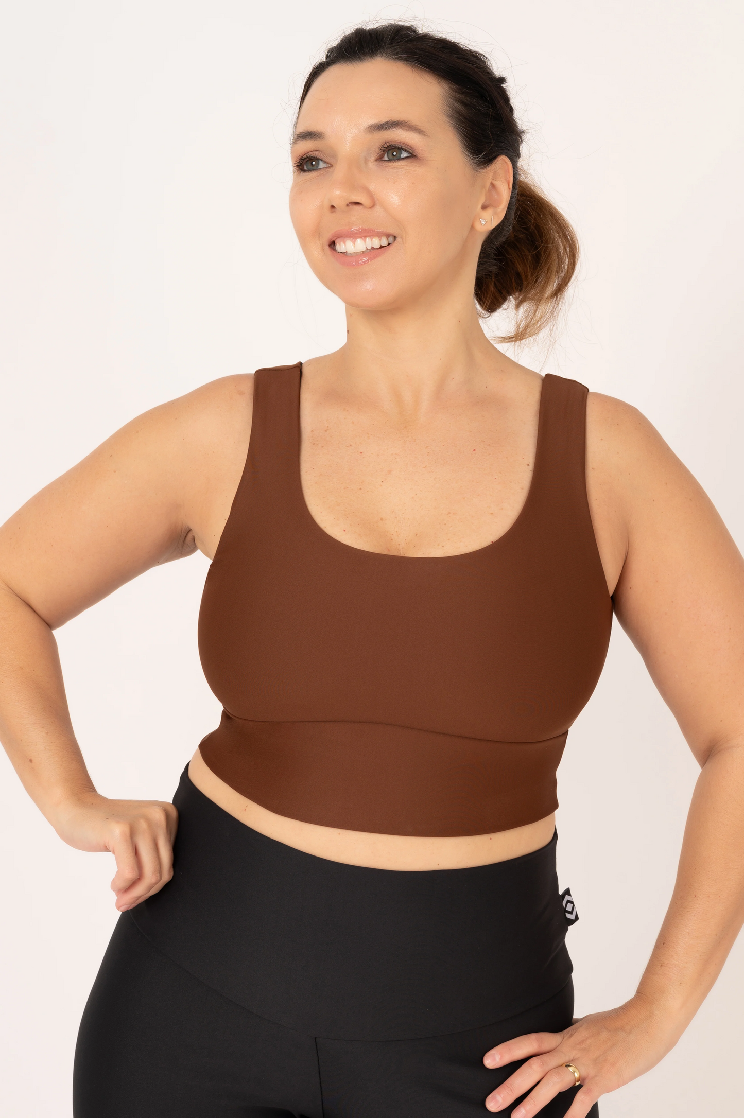 Chocolate Performance - Scoop Neck Comfort Crop Top