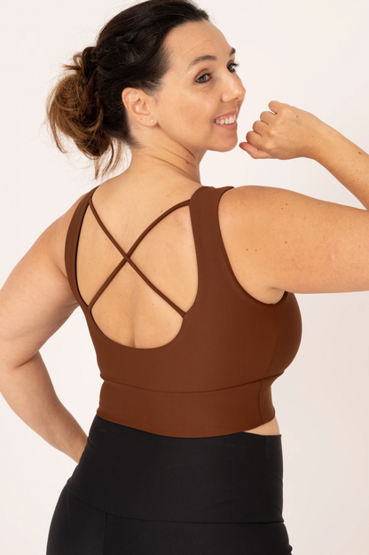 Chocolate Performance - Scoop Neck Comfort Crop Top