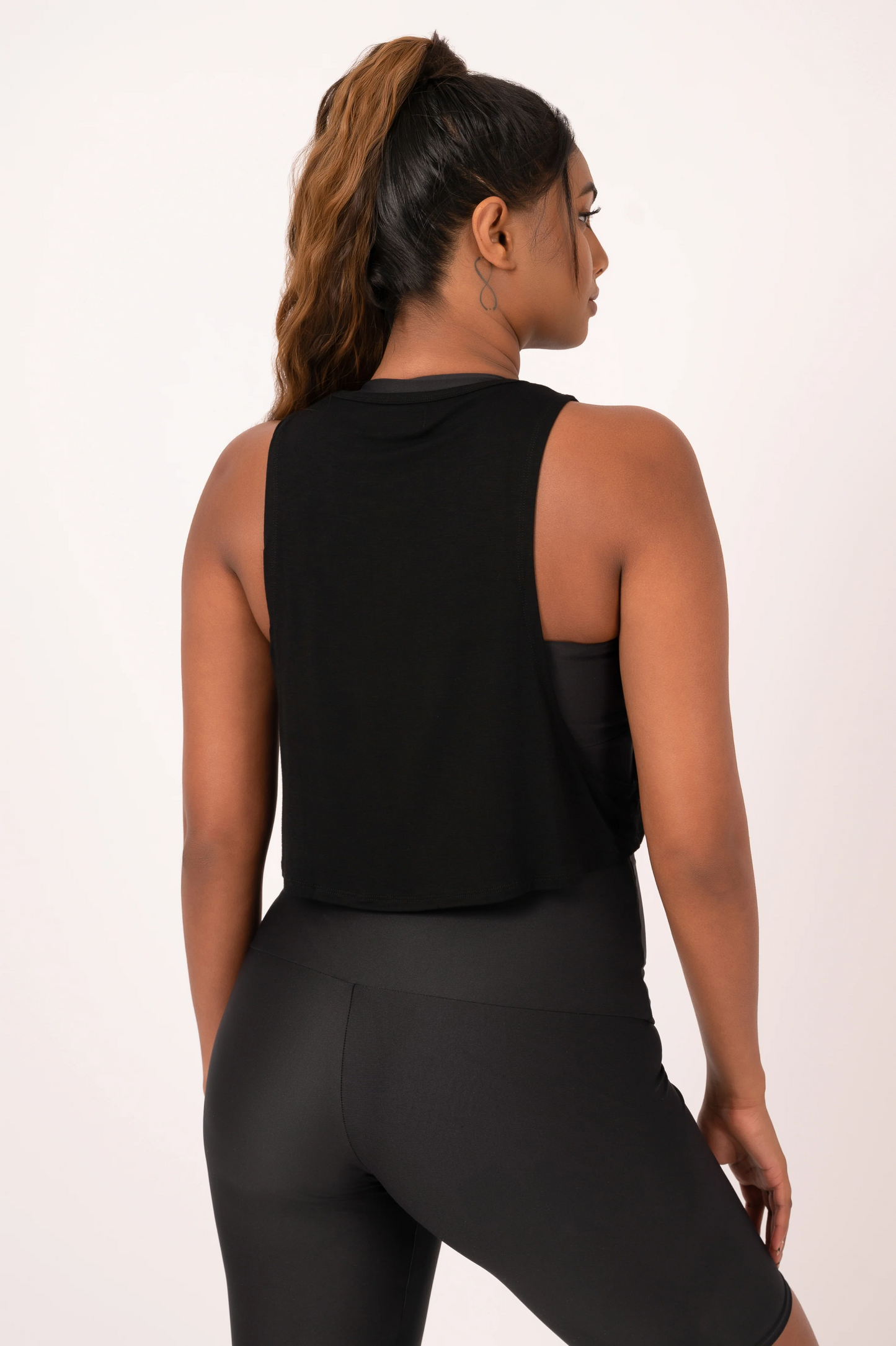 Black Slinky To Touch - Cropped Drop Arm Muscle Tank