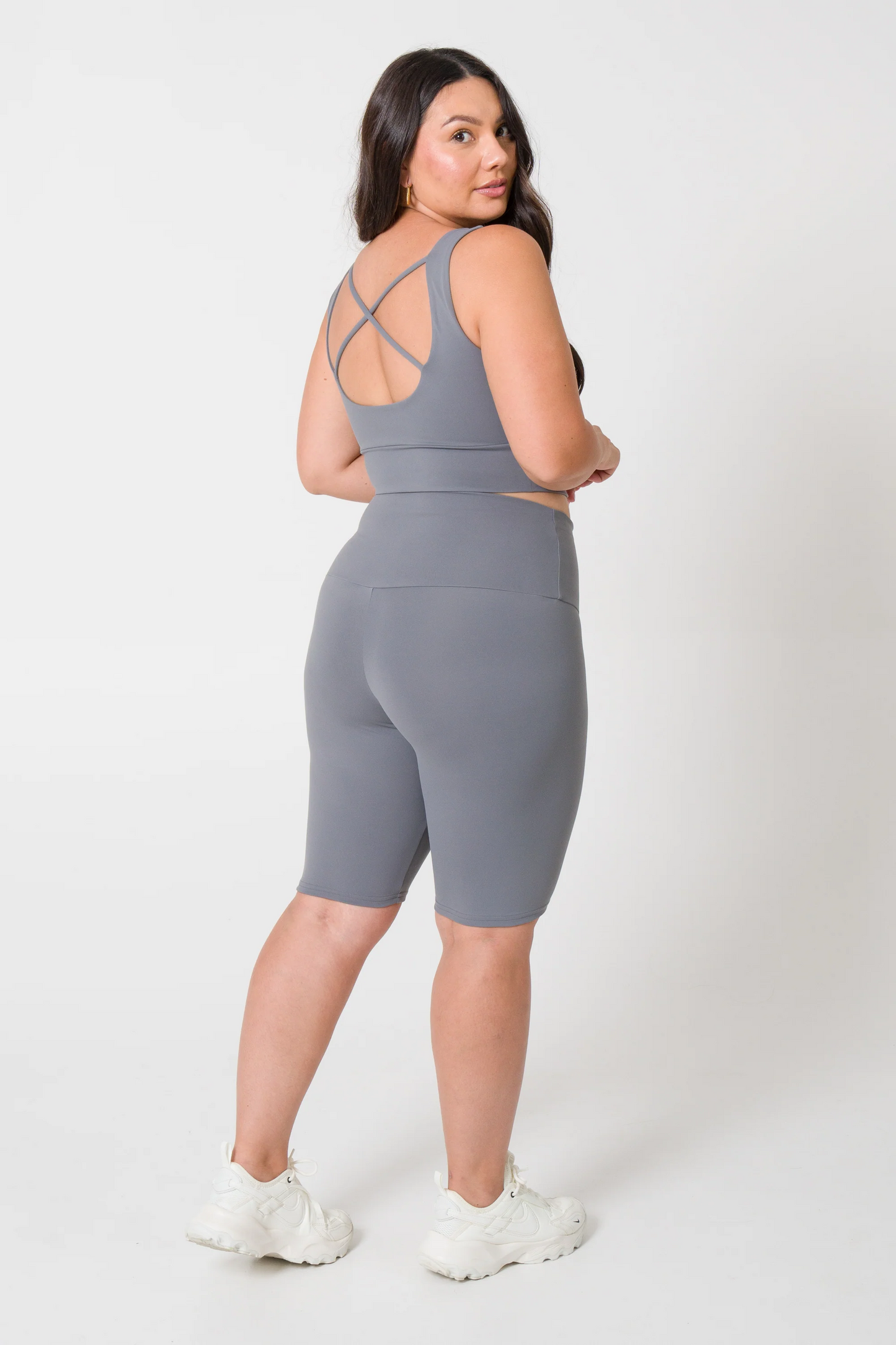 Grey Body Contouring - Scoop Neck Comfort Crop Top