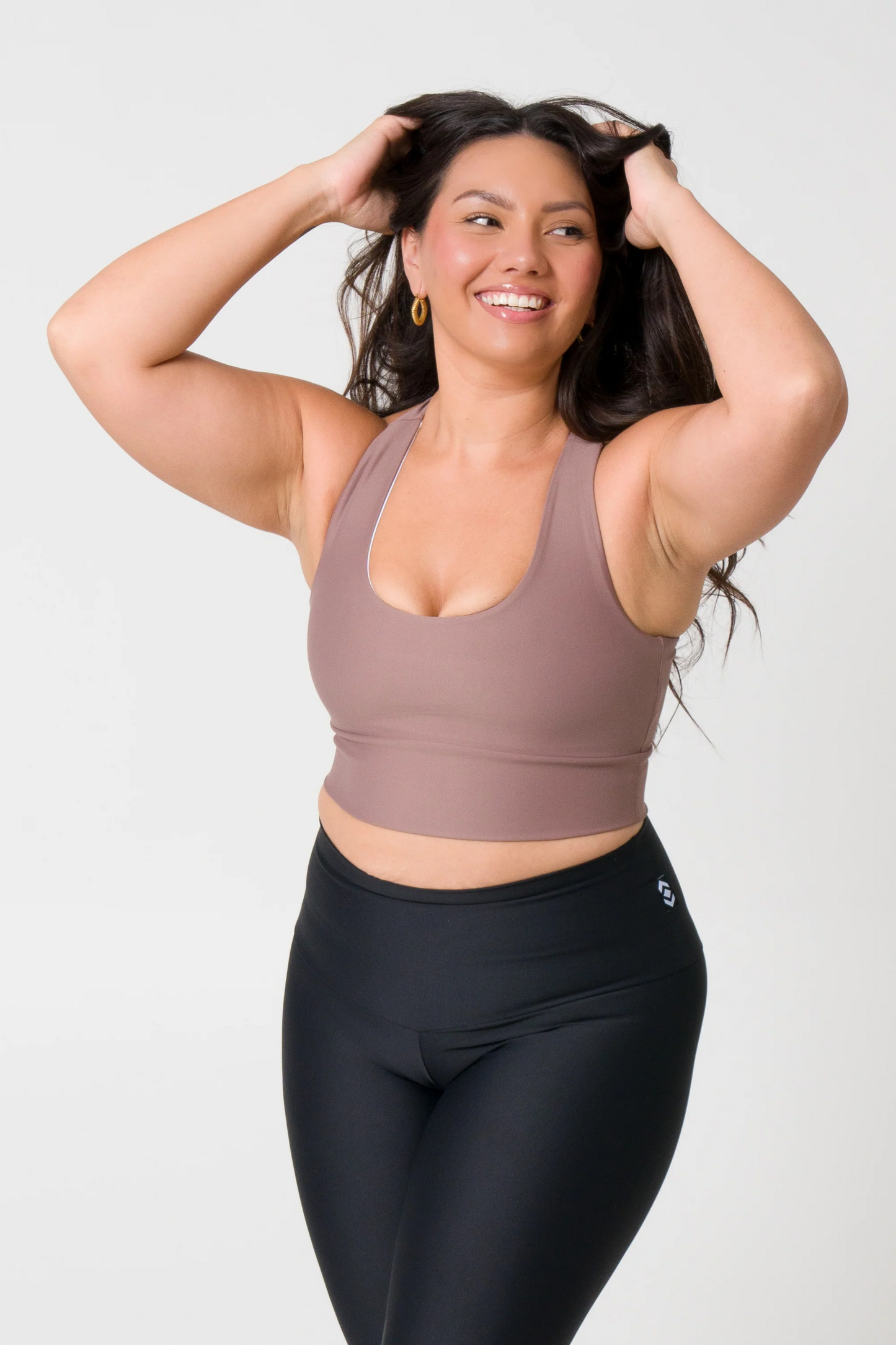 Mocha Performance - T Back Comfort Crop Top