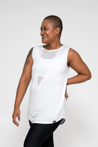 White Slinky To Touch - Net V Front Sleeveless Boyfriend Tee