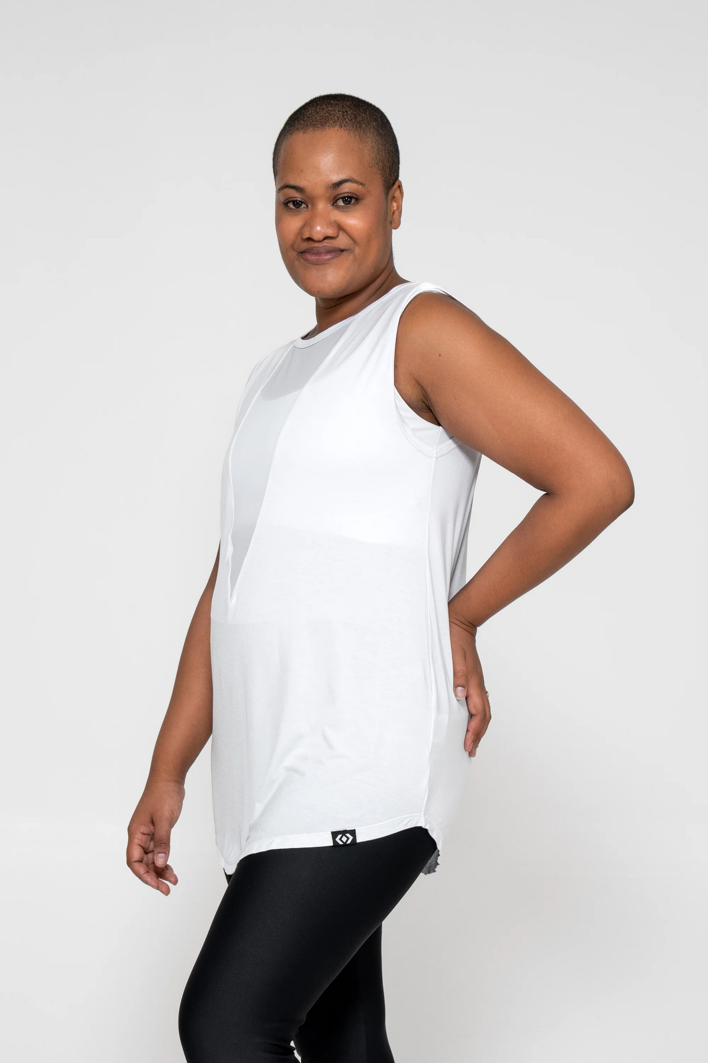 White Slinky To Touch - Net V Front Sleeveless Boyfriend Tee